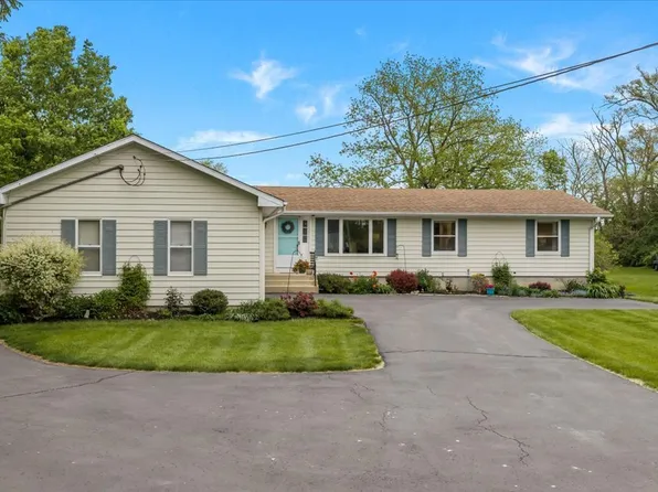 1271 N Randall Rd, Aurora, IL 60506