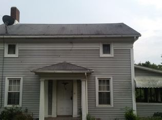 978 Krumroy Rd, Akron, OH 44306