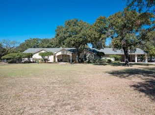 404 Stark Rd, Dallas, TX 75253