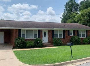 151 Camellia Dr, Tuscaloosa, AL 35401