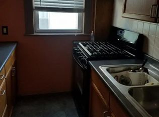 42 Huard St #42, Fall River, MA 02721