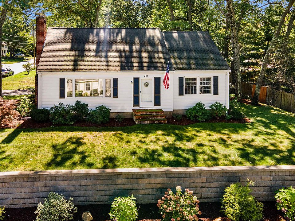 241 North Street, Manchester, NH 03104 Zillow