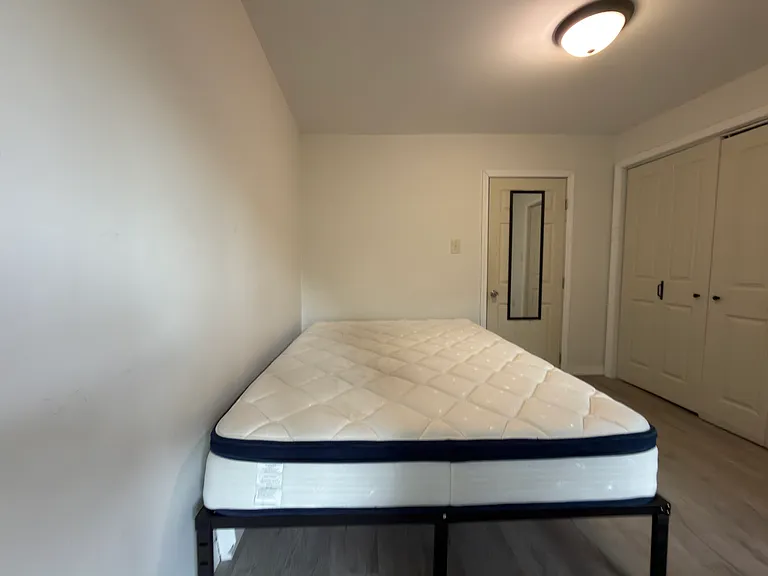 119 S Walnut St — Photo 5