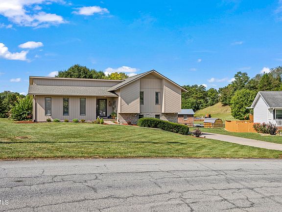 5th image of 571 Old Hickory Dr