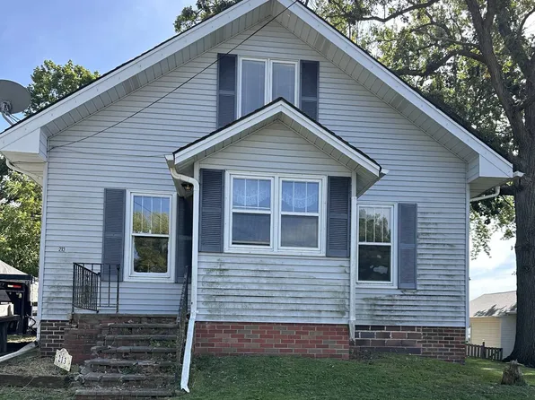 213 Maple St, Fontanelle, IA 50846