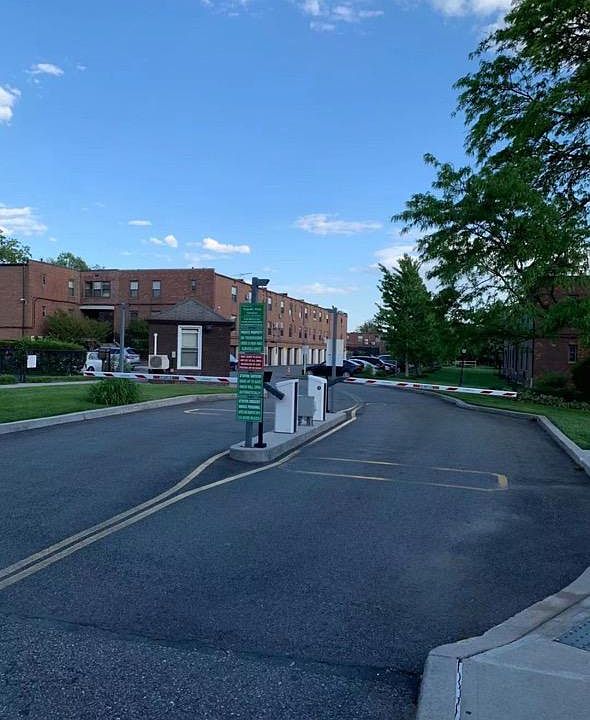 1st image of 6981 Park Dr E #E