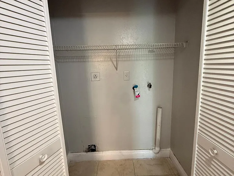4749 S Texas Ave #4749C — Photo 4