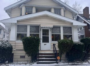 859 Greyton Rd, Cleveland Heights, OH 44112