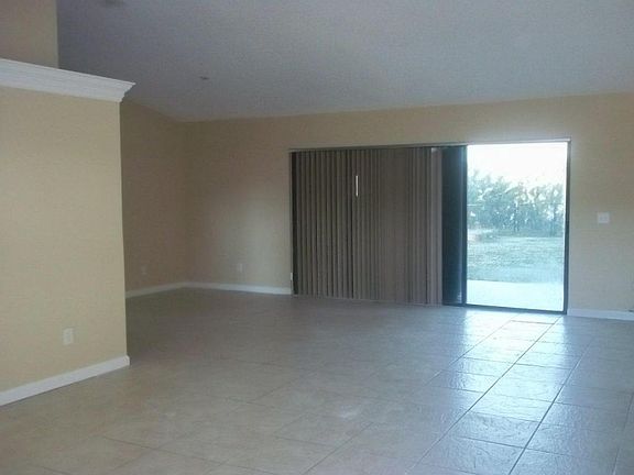 5th image of 481 SW North Quick Cir