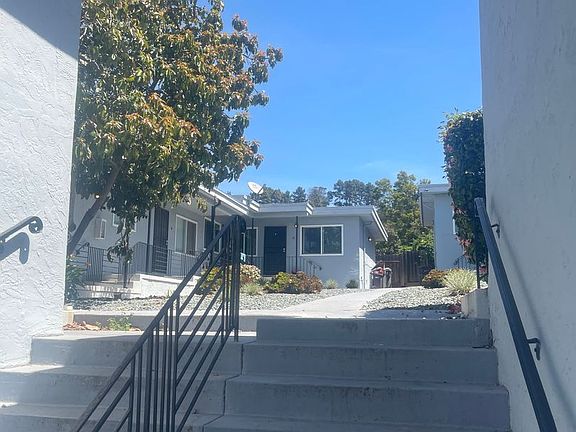 2nd image of 9240-9244 Macarthur Blvd #2