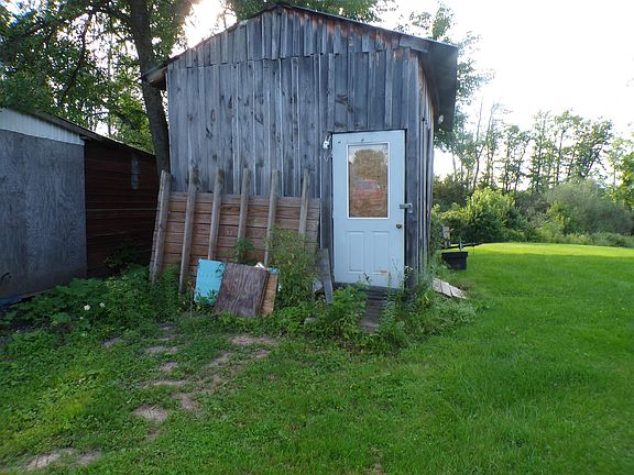 2nd image of 141 Carey Rd