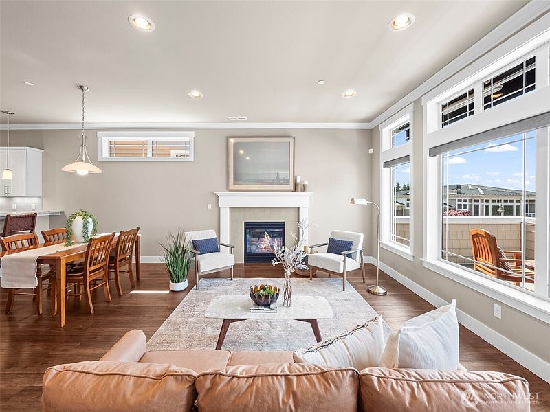 4th image of 12221 58th Avenue