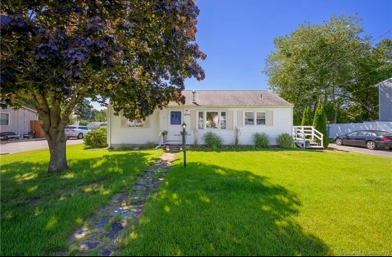 2 bed, 997 sqft, $2,800 — Photo 1