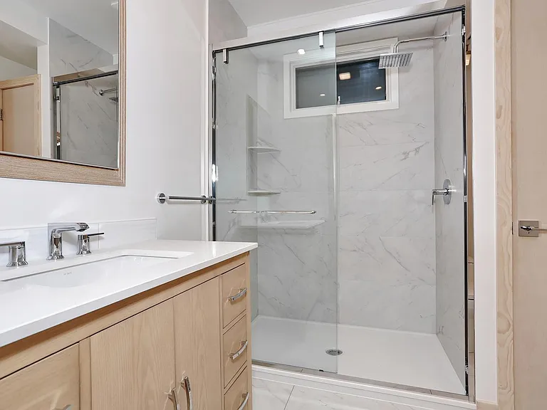 25 Bogert Pl #1 — Photo 16