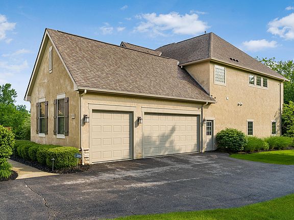 2nd image of 6570 Raynor Ct