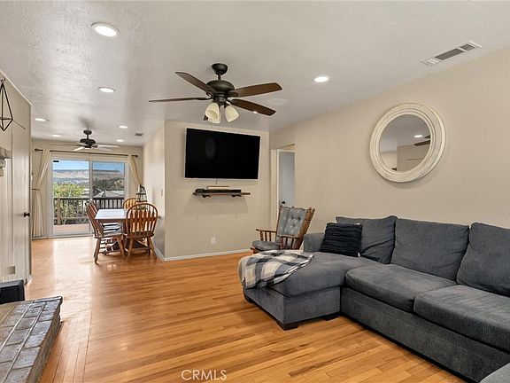 5th image of 3364 Ashley Ave