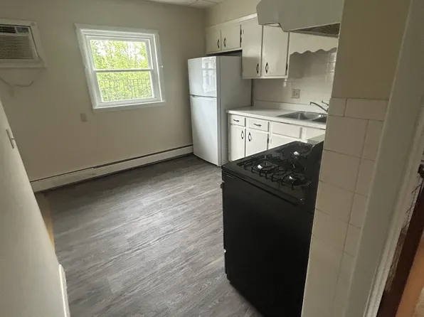 12 Clinton St, Mount Morris, NY