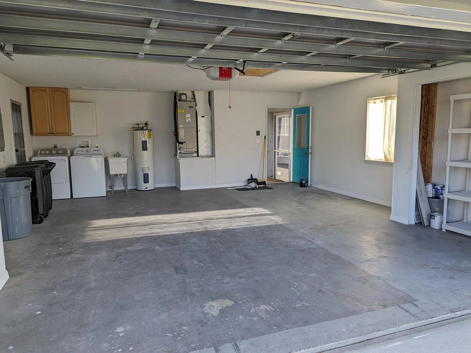 2 bed, 1252 sqft, $2,000 — Photo 2