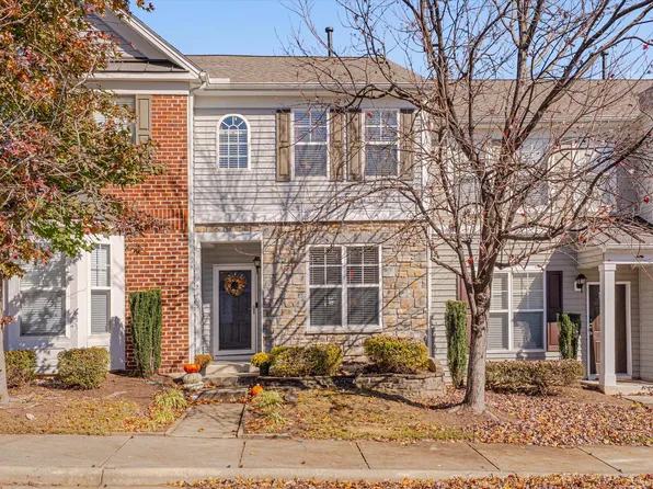 2805 Corbett Grove Dr, Raleigh, NC 27616