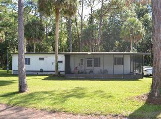 8324 W Amelia Ct, Homosassa, FL 34448