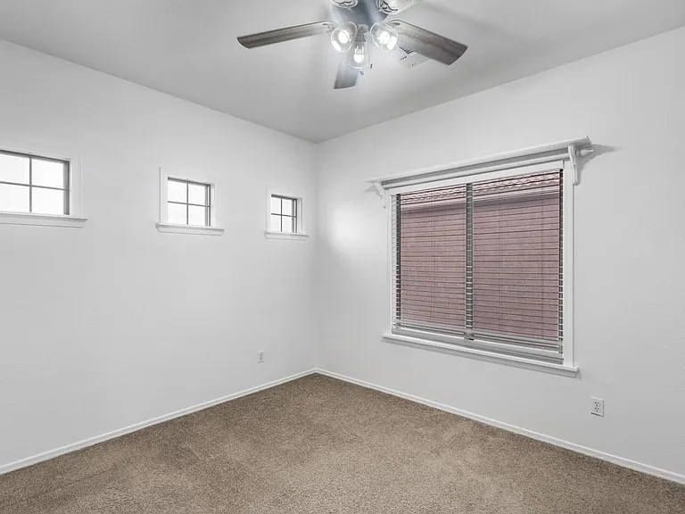 15623 W Ocotillo Ln — Photo 23