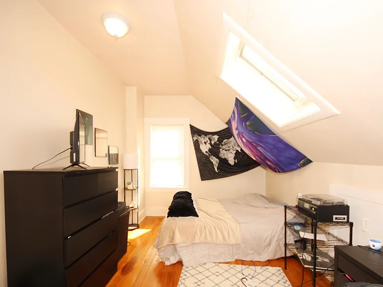 62 Bedford St #2 — Photo 8