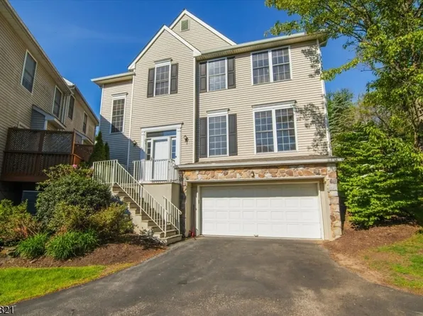 83 Arrowgate Dr #83, Randolph, NJ 07869