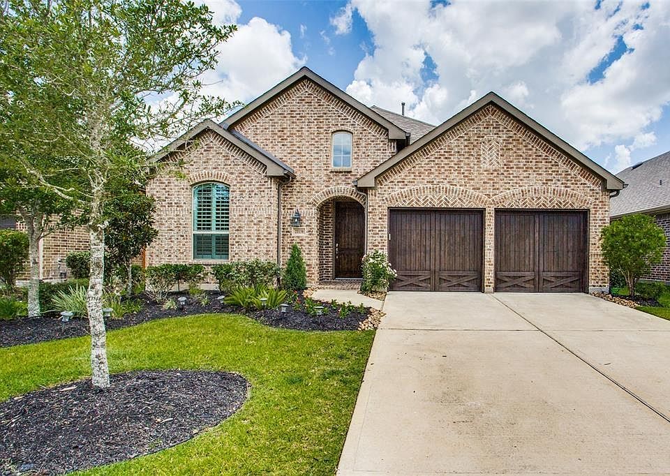 1st image of 21130 Barrett Woods Dr