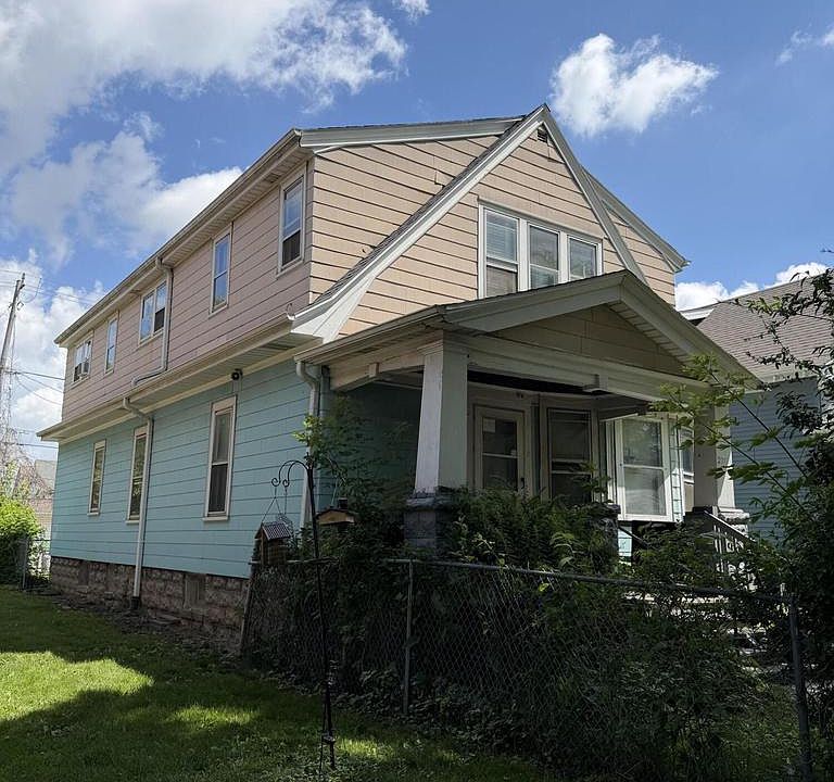 1st image of 2712 W Auer AVENUE