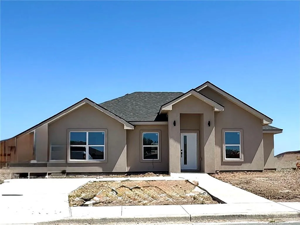 3 bed, 2.0 bath, 1152 sqft, $1,500 — Photo 2