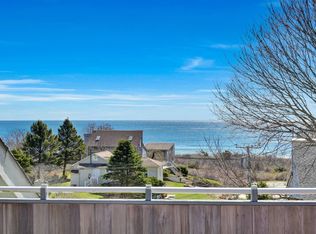 12 Monroe Dr, Montauk, NY 11954