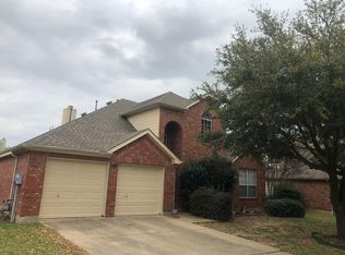 2513 Great Bear Ln, Denton, TX 76210