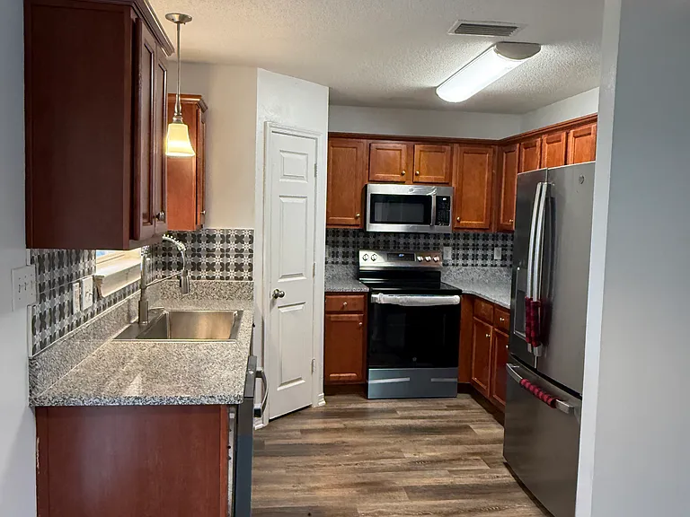 348 Cotton Bay Ln — Photo 2