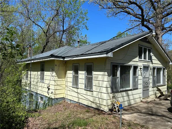 2071 S 2497th Rd, Schell City, MO 64783