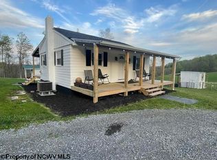 720 Fairview Rd, Independence, WV 26374