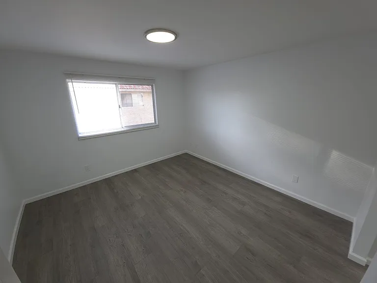1642 Gardenia Ct #D — Photo 26