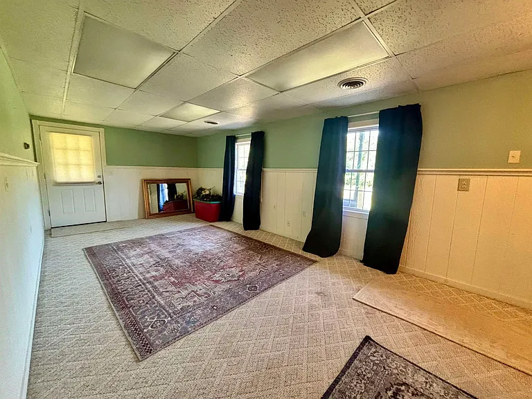 353 Forest Rd — Photo 27