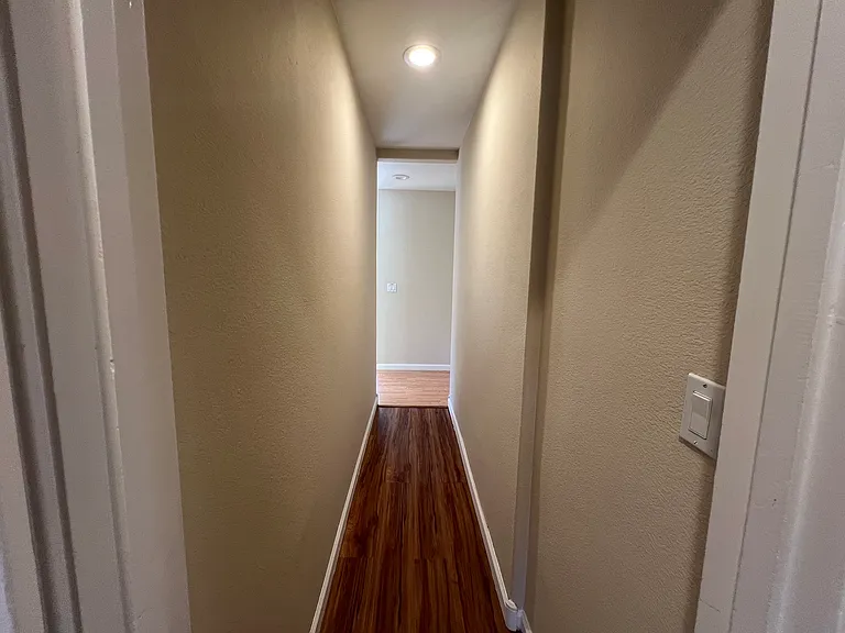 273 Staples Ave — Photo 25