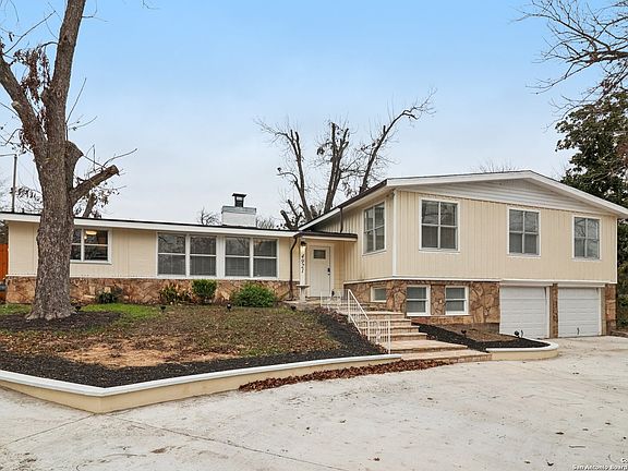 3rd image of 4921 Hodges