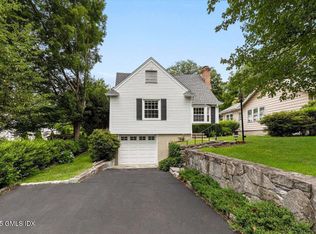 16 Willard Ter, Stamford, CT 06903