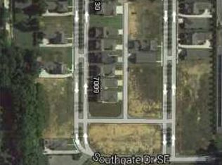 7010 Southgate Dr SE, Owens Cross Roads, AL 35763