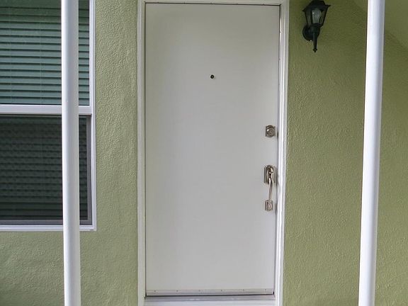 2nd image of 1326 Stanford St APT A