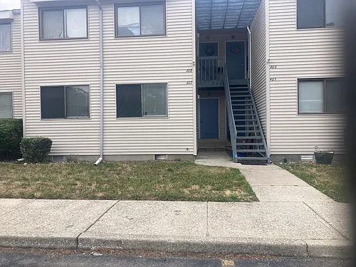 610 Noahs Lndg #407 Photo 1