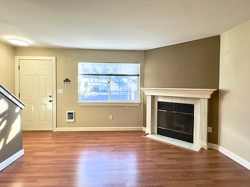 412 Center Rd #D6 Photo 1
