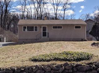 17 Irving Pl, Newton, NJ 07860