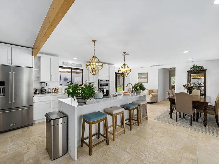 54025 Avenida Alvarado — Photo 13