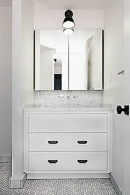 Rented by Bold New York | media 36