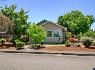 690 W Morton St, Lebanon, OR 97355