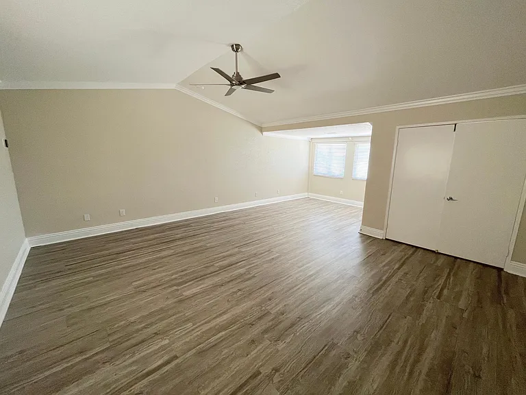 41469 Woodhaven Dr W — Photo 12