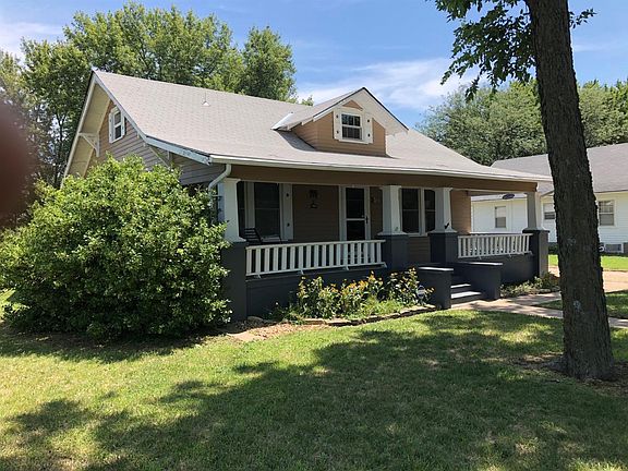2nd image of 307 N Rogers Ave